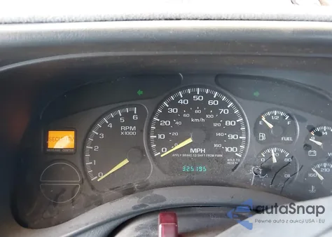 2000 Chevrolet Silverado 1500 Ls z USA, uszkodzony, nr VIN 2GCEC19T2Y1276308